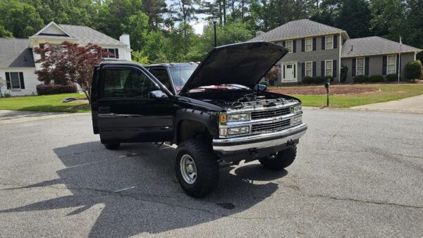 1999 Chevrolet 2500 4x4 | Crew Cab Short Bed | 6.5 Detroit Diesel - Image 13